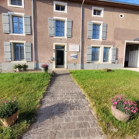 Maison De Vacances, 6 Bedrooms, 15 People فيلة *