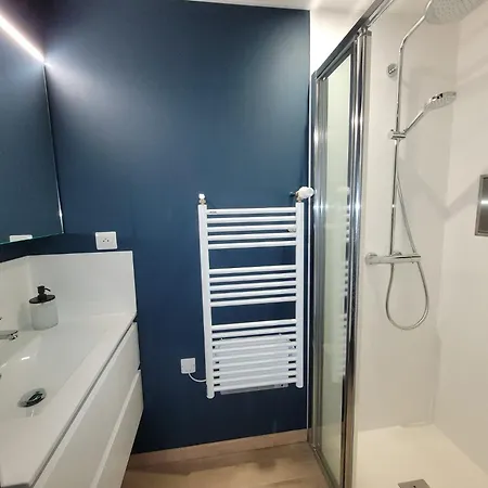 Maison De Vacances, 6 Bedrooms, 15 People Monthureux-sur-Saône