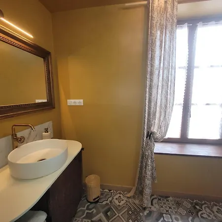 Maison De Vacances, 6 Bedrooms, 15 People فيلة *